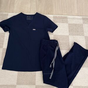 Figs Navy Scrub Set XS